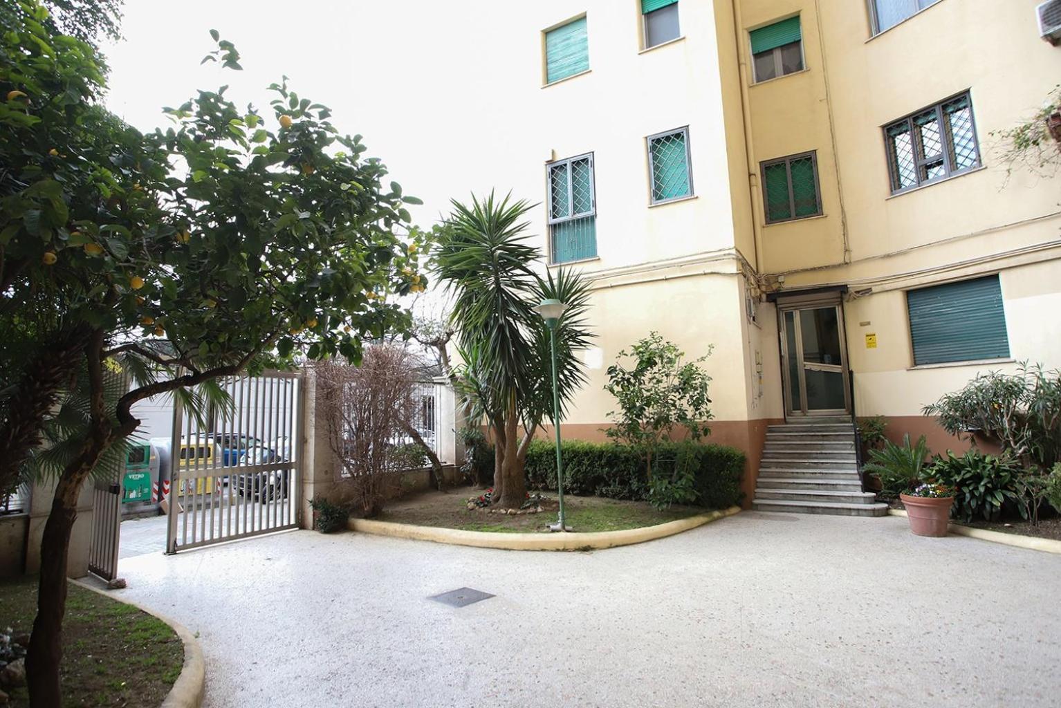Erminia Suite Naples Exterior photo