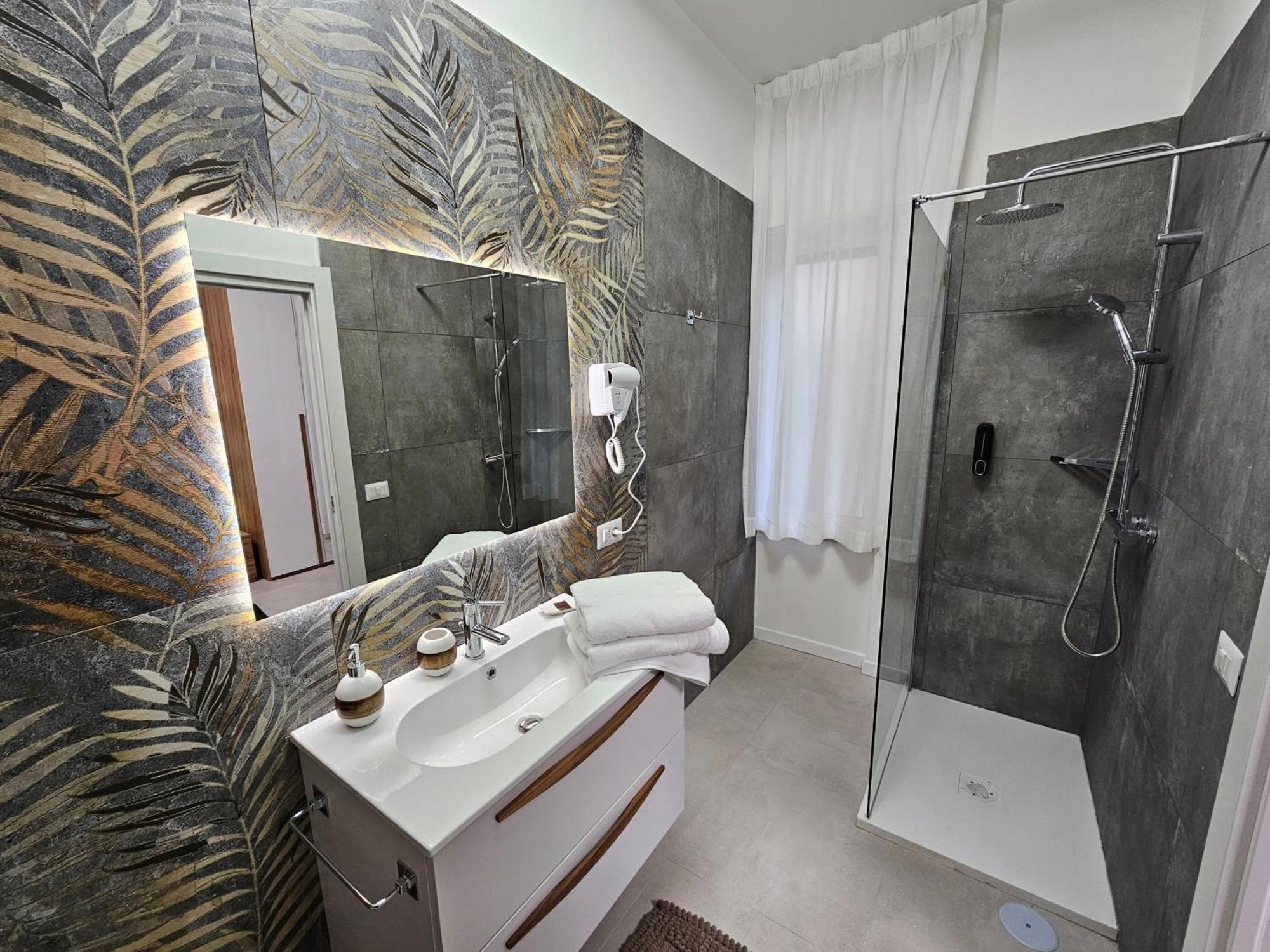 Erminia Suite Naples Exterior photo